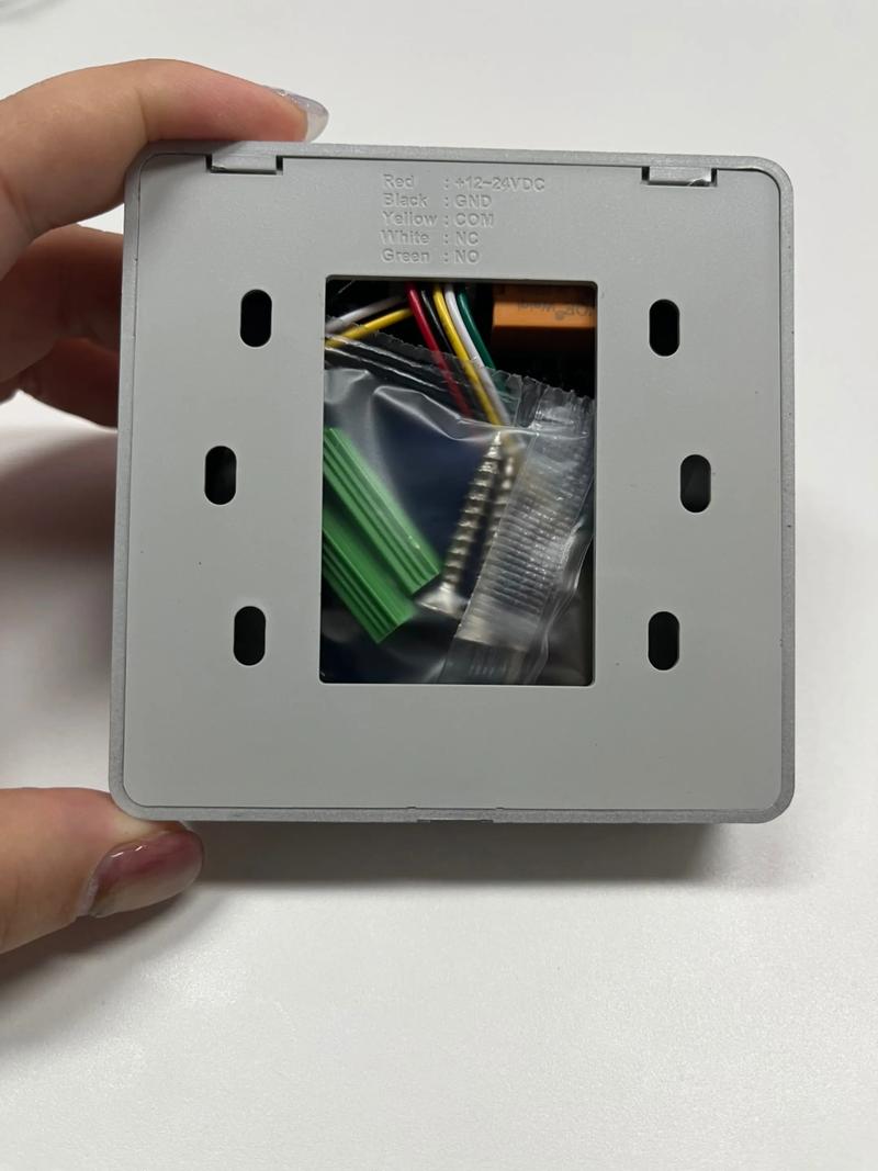 触摸开关在安防门禁系统中的应用与选型指南